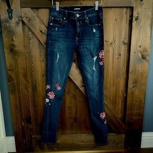 Express Embroidered Legging Jean Mid-Rise